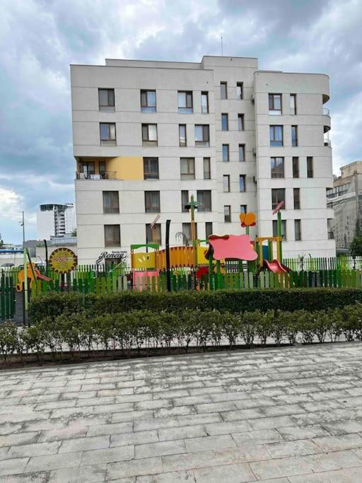 Варна Сити Парк С Паркомясто Eksteriør bilde